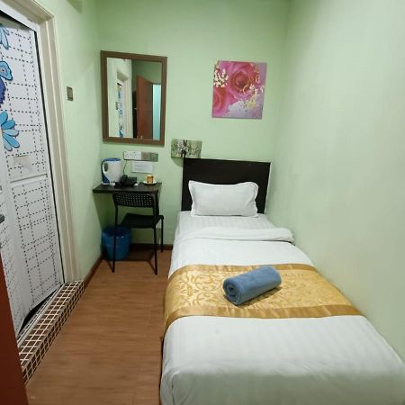 Hotel Zamburger Nur Ramadhan - Previously G Home Hotel Kota Bharu Dış mekan fotoğraf