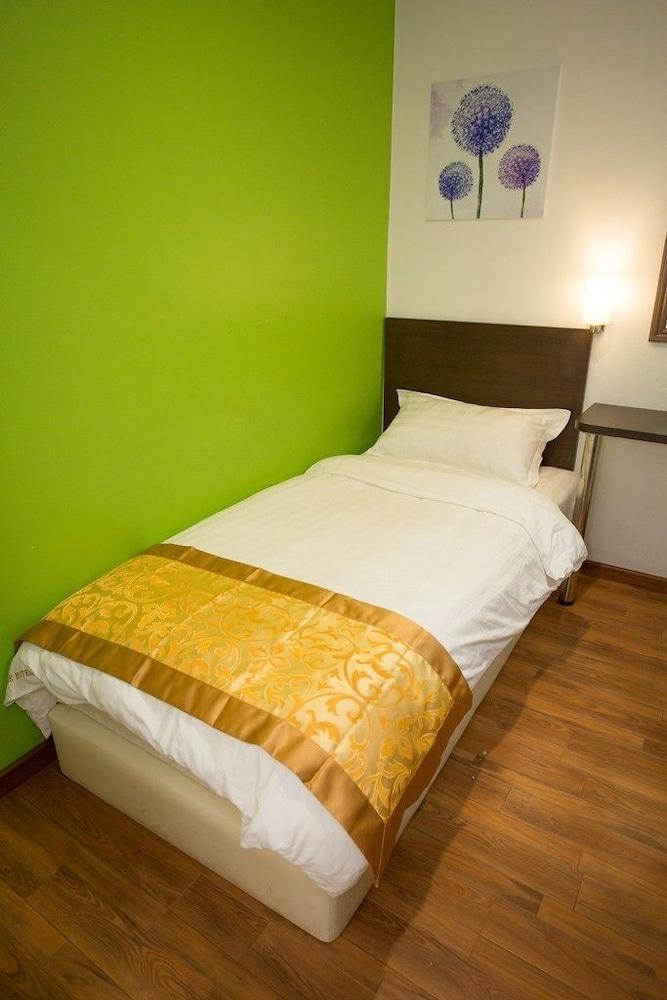 Hotel Zamburger Nur Ramadhan - Previously G Home Hotel Kota Bharu Dış mekan fotoğraf